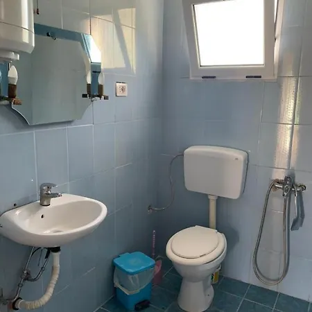 Denaj House Guest house