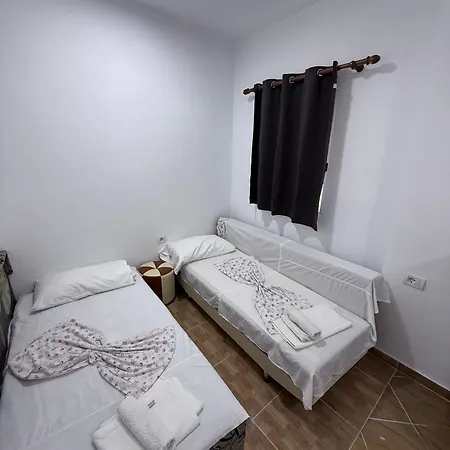 Denaj House *
